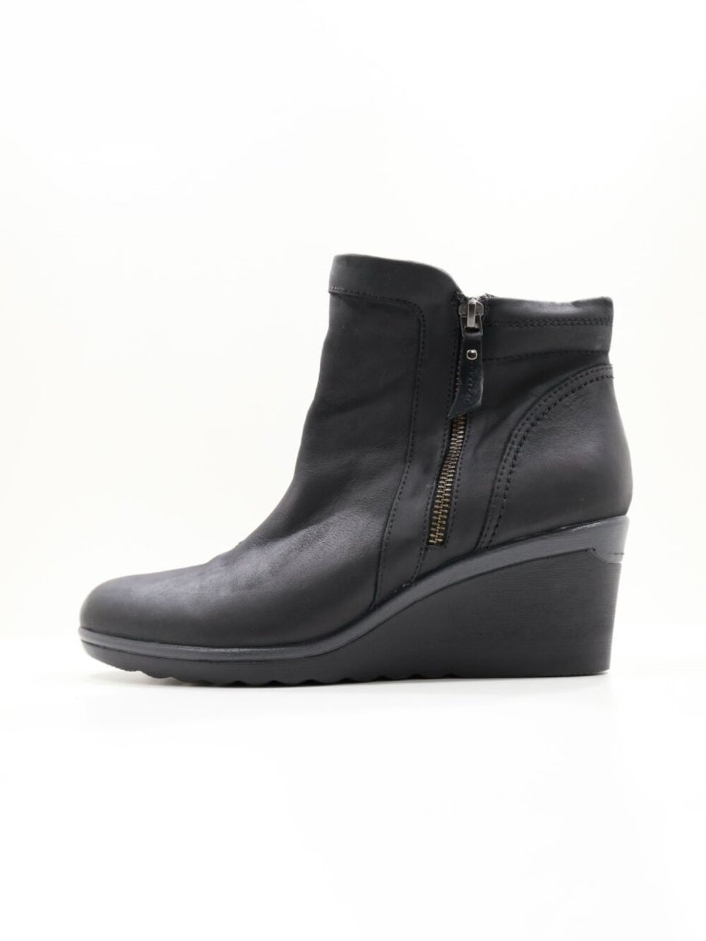 Earth Cardinal Black Leather 3" Wedge Heel Ankle Boots - 10